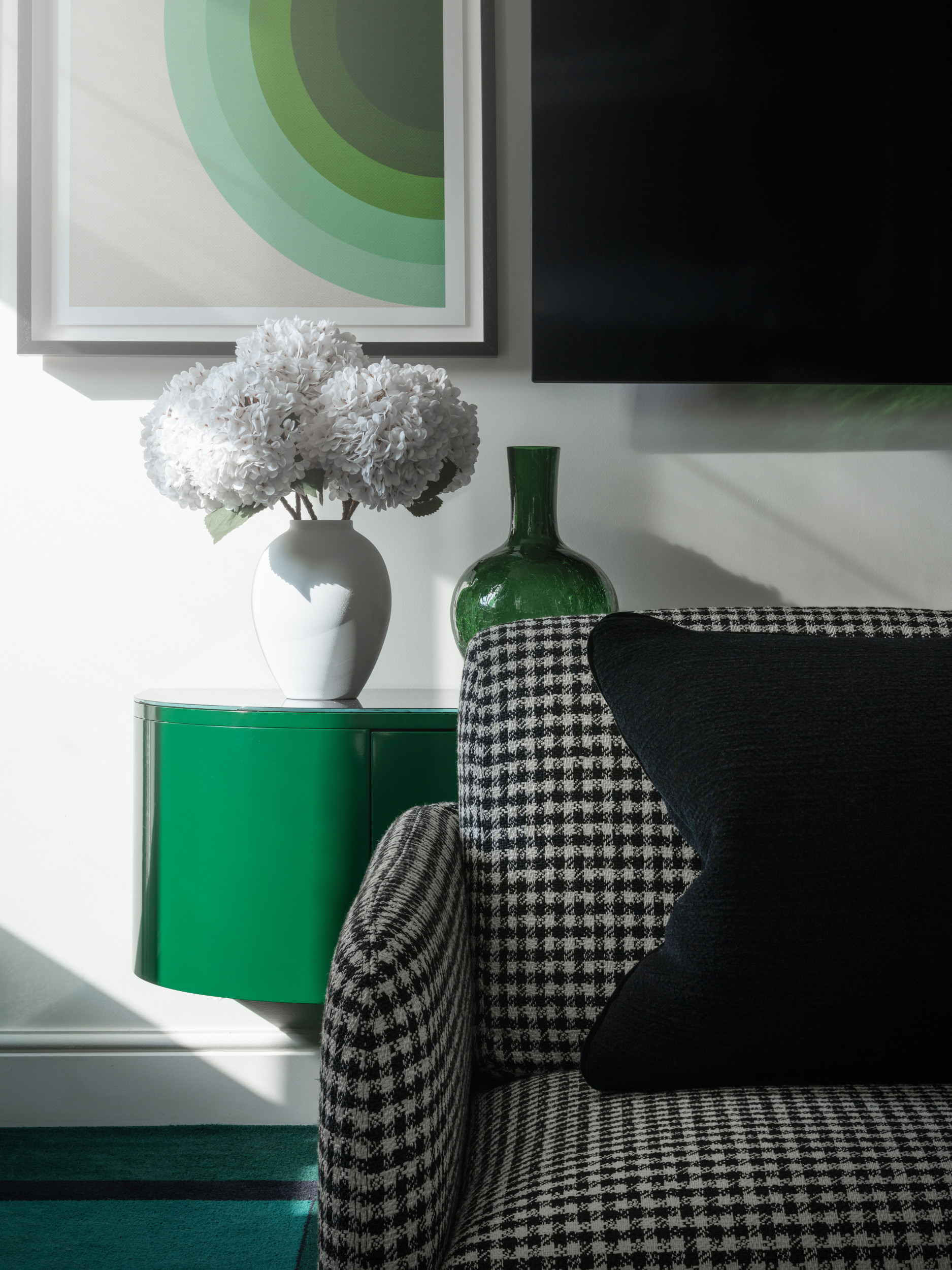 mwai SSJ suites green sofitel luxury Grade II living room detail