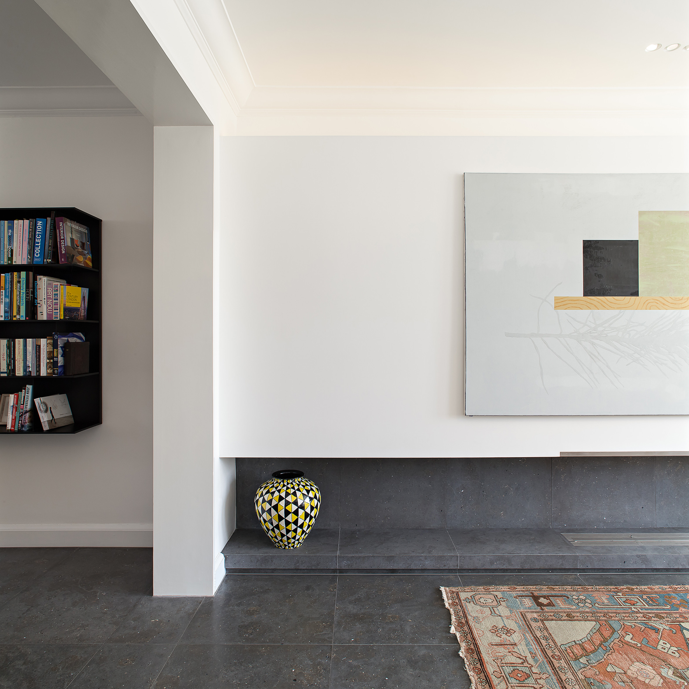 200516 MWAI living modern fireplace grey stone artwork