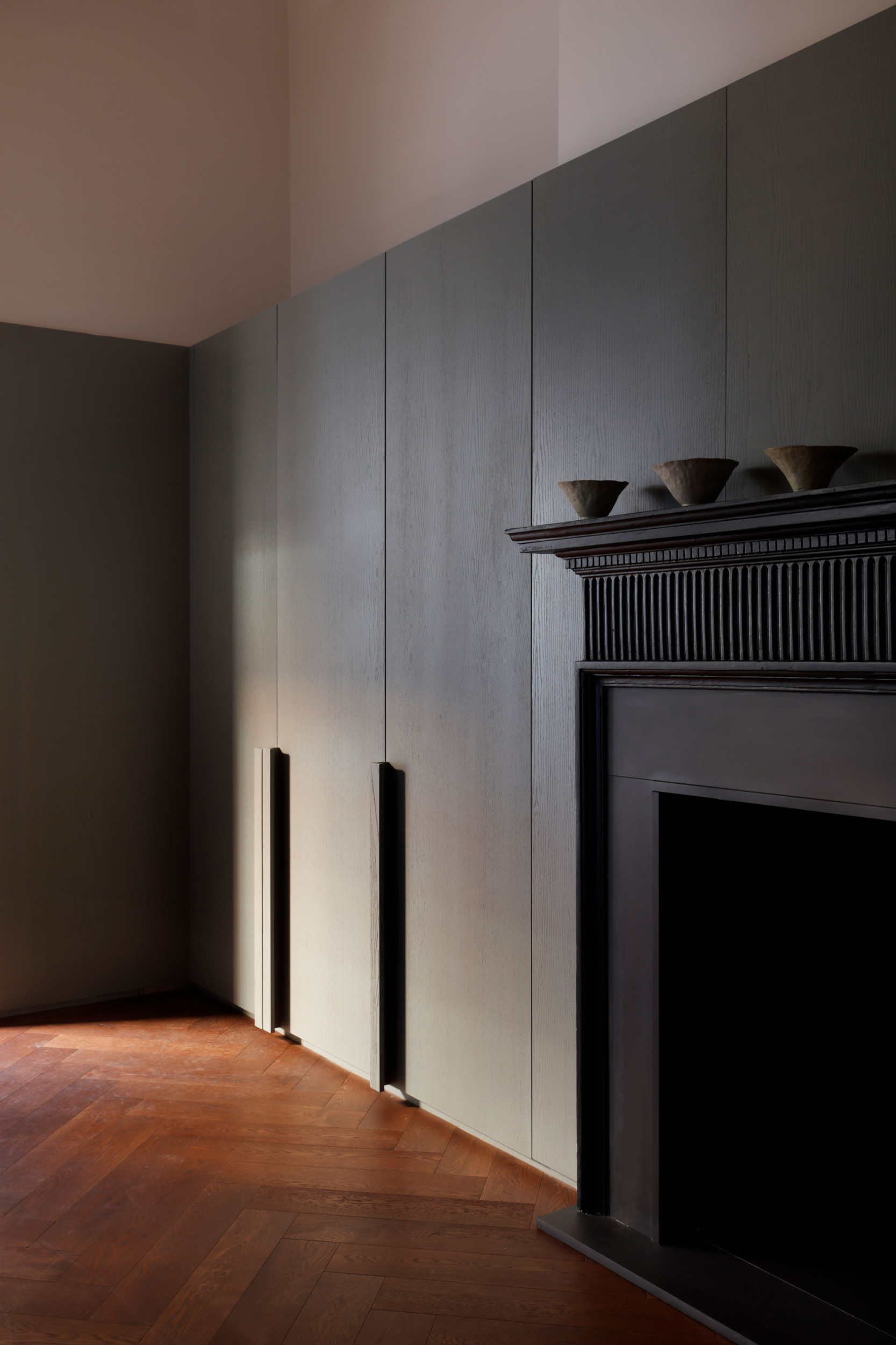 mwai devonshire veneer original period chimneypiece Listed building