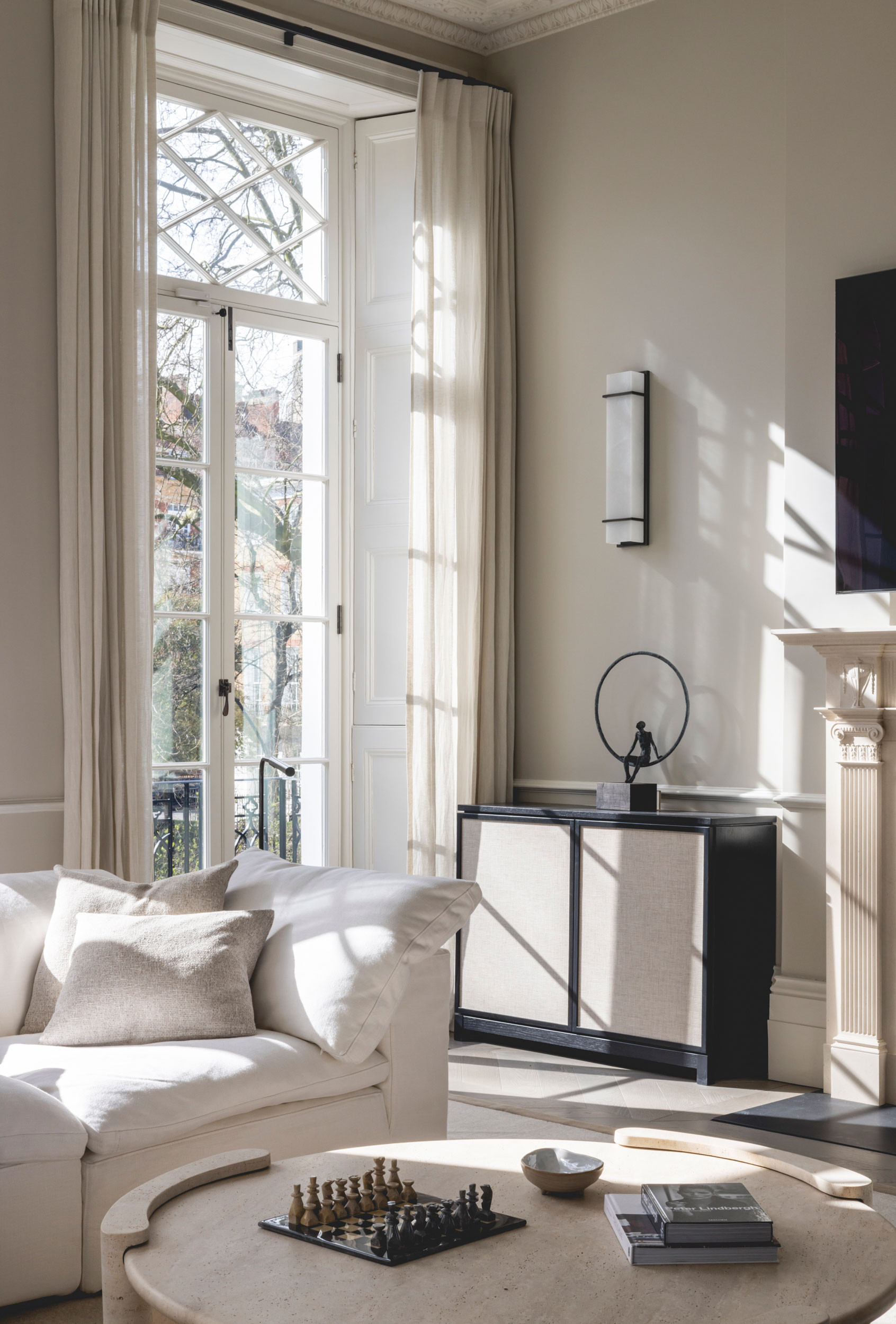 mwai georgian townhouse light filled living room 011