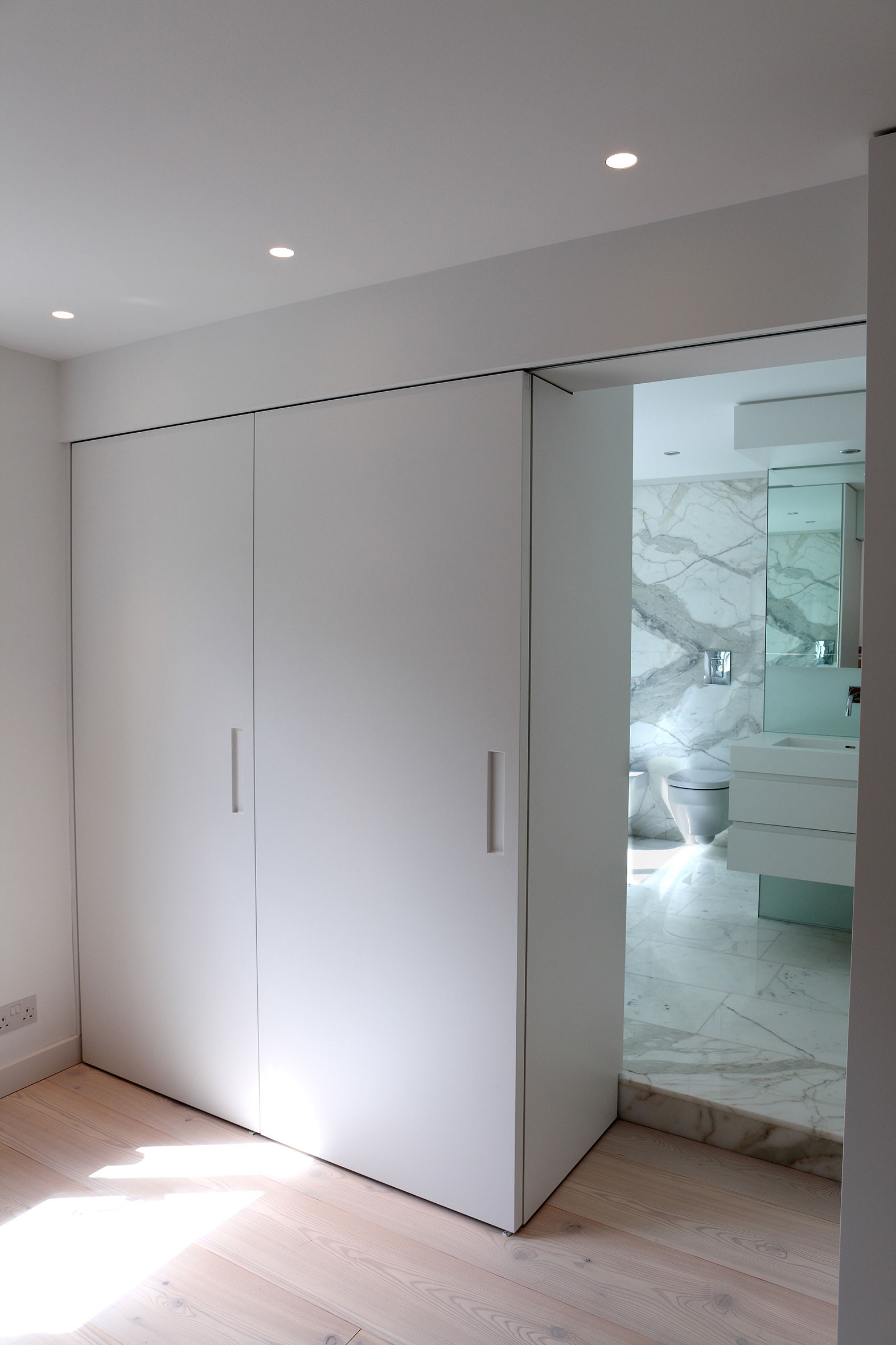 MWAI Palace Gate concealed minimalist bathroom