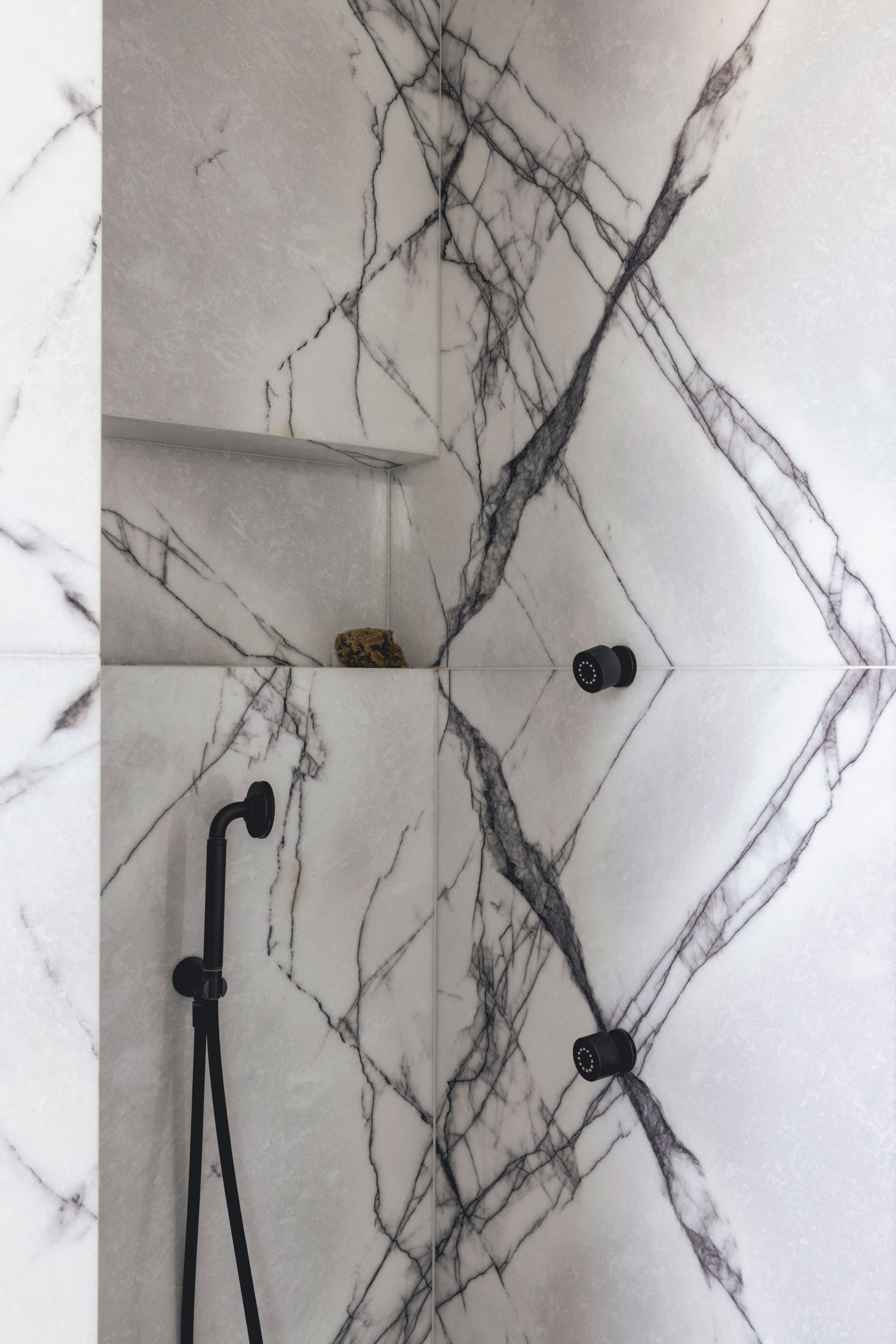 mwai portland road decorative marble minimalist bathroom